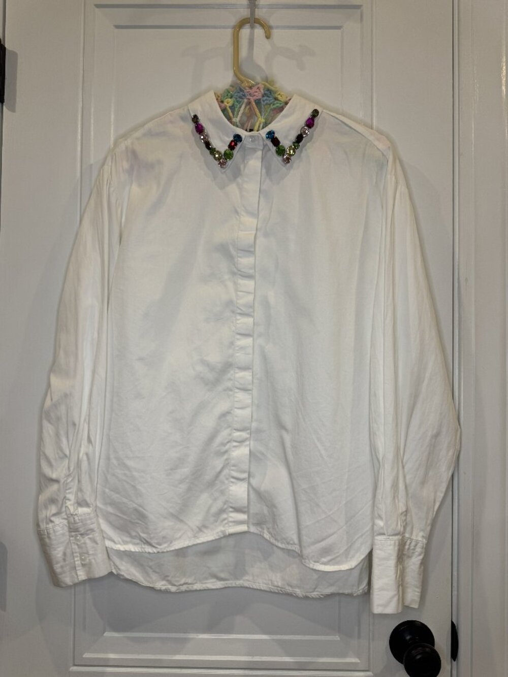 Primark Multicolor Rhinestone Collar White Long-Sleeve Button Down Blouse EUC 12